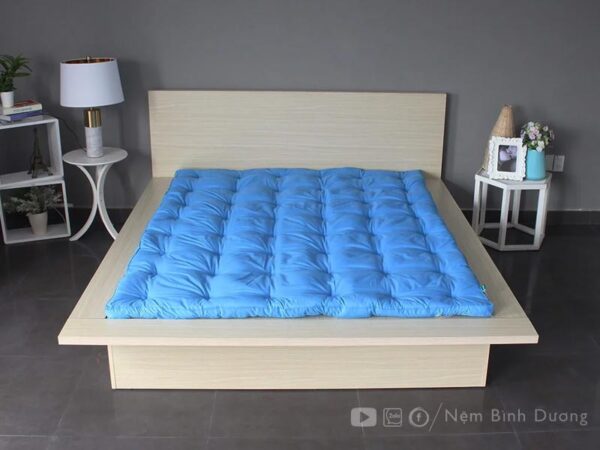 Topper Edena màu xanh dương - Nệm Bình Dương